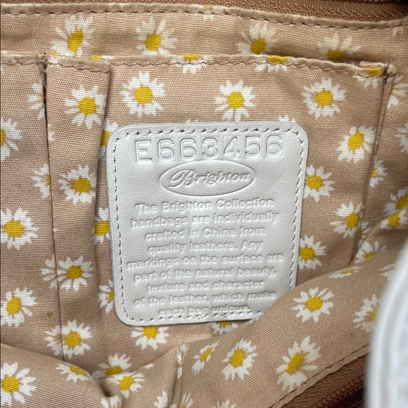 Brighton Elegant White Leather purse. E663456 - Picture 3 of 12